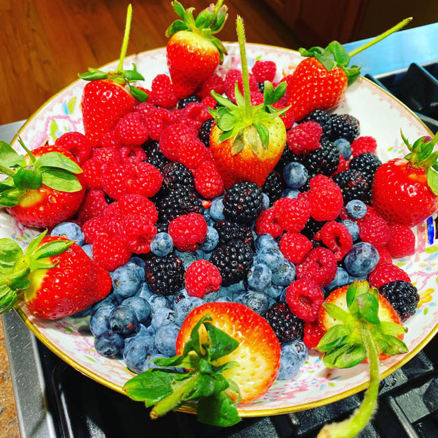 Fresh berry salad