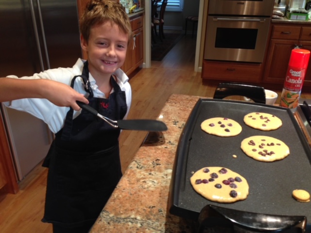 hugo making pancakes